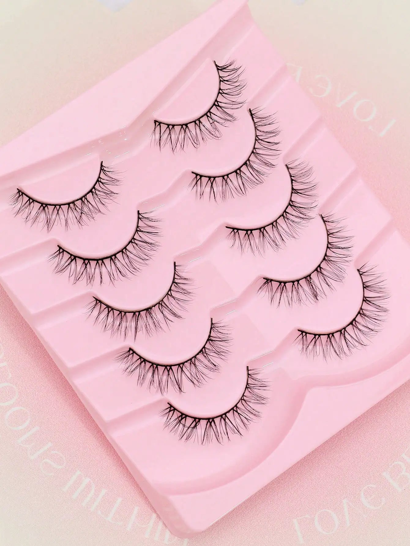 5 Pairs Cat Eye Lashes Faux Mink Eyelashes Winged End Eye Elongated Eyelashes Natural long Manga Lashes Fake Lashes Makeup